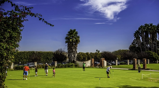 Image of golfers at Harbor Park Golf Course