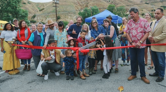 The Heart of the Canyons Farmers Market