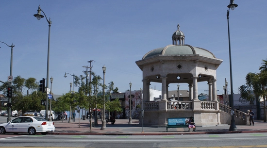 Mariachi Plaza