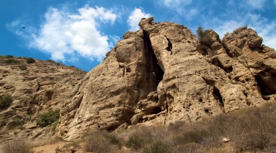 The Cave of Munits